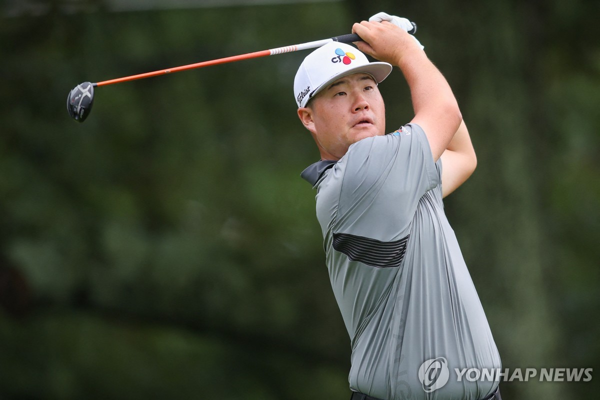 임성재, PGA 투어 챔피언십 2R 공동 20위…플리트우드 공동 선두
