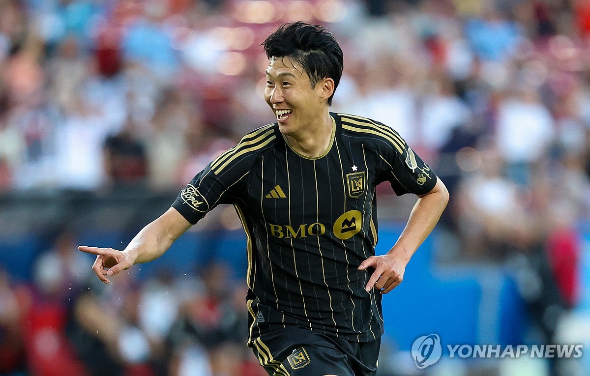 손흥민 3주의 긴 원정길, 고되지만 즐거워…홈 데뷔 기대
