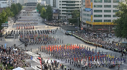 S. Korea to stage large-scale military parade in Seoul for 1st time in decade