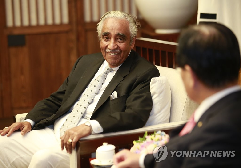 이재명·김문수, 랭글 전 美의원 추모…"한국의 벗" "위대한 영웅"(종합)