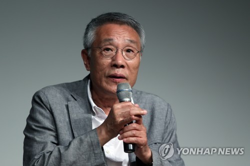 Hwang Sok-yong figura entre los semifinalistas del Premio Man Booker Internacional