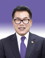 제12대 경북도의회 전반기 의장에 배한철 의원 선출