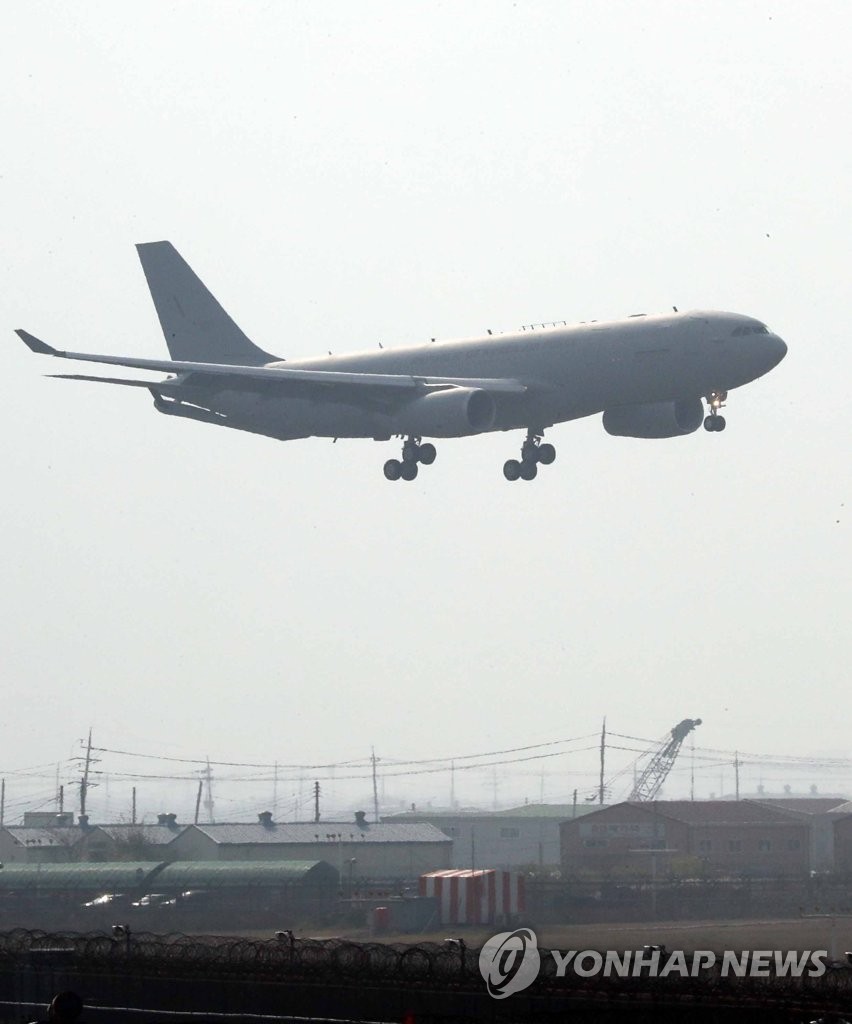 韓国初の空中給油機到着　北朝鮮はかつて強く反発