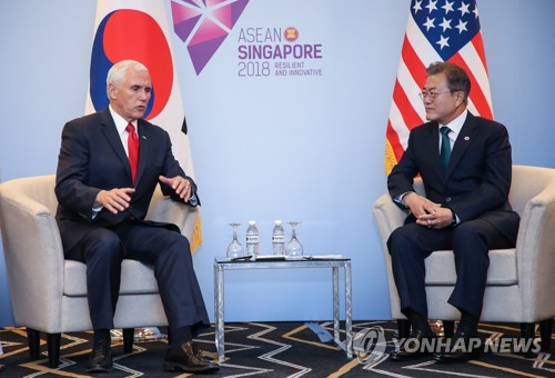 (2ª AMPLIACIÓN) Pence solicita a Moon que se comunique y dialogue más estrechamente con Pyongyang