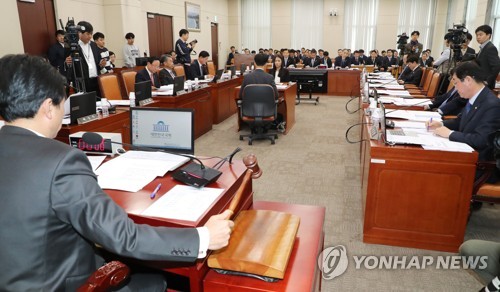국방위, '국감 불출석' 임태훈 군인권센터 소장 고발키로