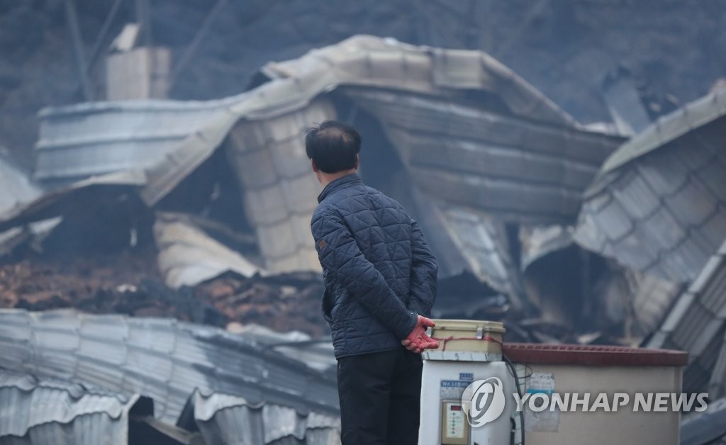 허망함만 남은 마을