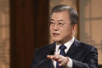 (2nd LD) Moon warns N. Korea to stop rocket firing