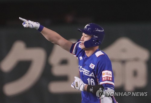 Korean shortstop Kim Ha-Seong could be a long-term solution for