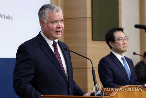 스티븐 비건 미 국무부 특별대표가 2019년 12월 16일 오전 서울 종로구 외교부 청사에서 이도훈 외교부 한반도평화교섭본부장과 북핵 수석대표협의를 가진 뒤 열린 약식 회견에서 발언을 하고 있다. [연합뉴스 자료사진, 재판매 및 DB 금지]