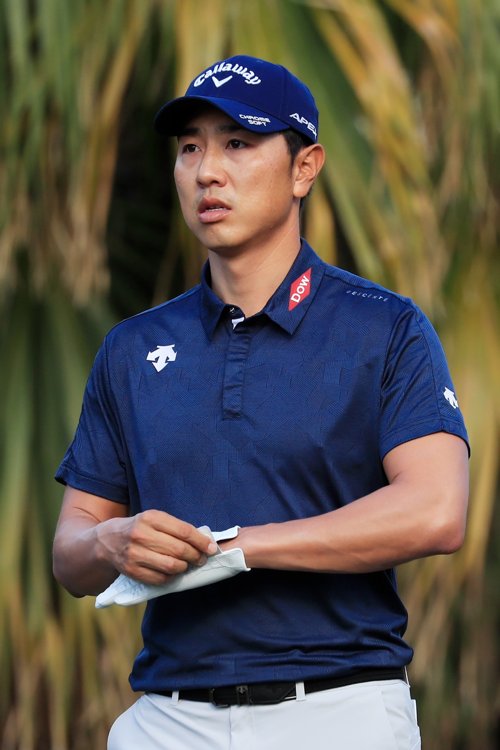 Johnson and Harrington abstained from Bae Sang-moon to participate in AT&T Pro-Am (Total)