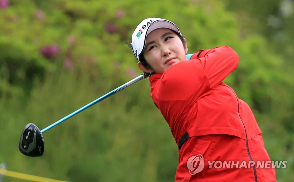 Sole leader emerges in S. Korean women's golf major as LPGA star misses cut