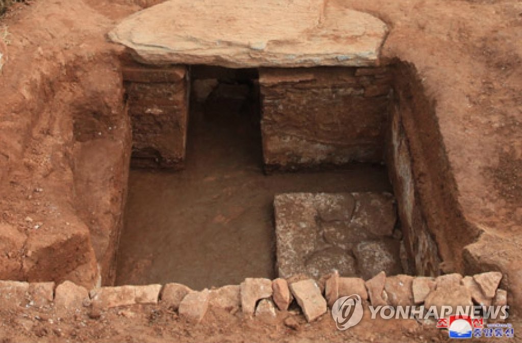 북한, 남포서 고구려 벽화무덤 발굴