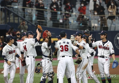 LG Twins beat defending champs Doosan Bears to open 2020 KBO season