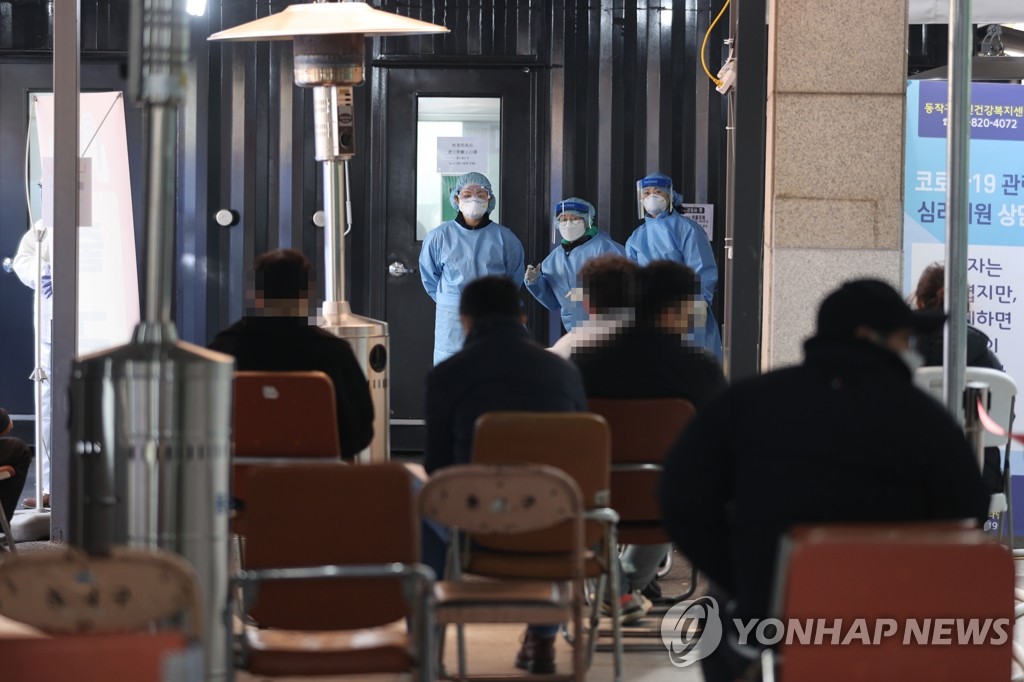 韓国のコロナ新規感染者　２日連続で６００人超＝防疫対策強化へ
