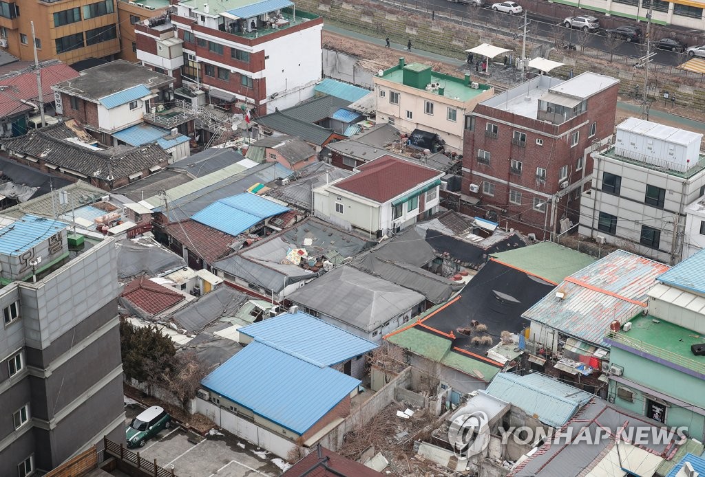 This photo taken on Jan. 15, 2021, shows a district near Shinseoldong Station chosen as one of eight public redevelopment projects that will be pushed for with public developers. (Yonhap)