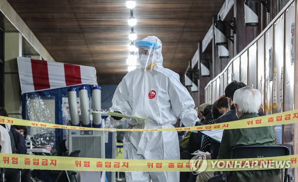 韓国の新規コロナ感染者５３３人　２日連続で５００人台