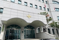 '성추행 신고말라' 회유 공군 준위측, 첫 재판서 혐의 전면 부인