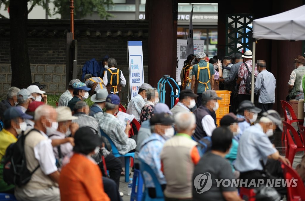 홀로 사는 노인 166만명…5년새 36 ↑ 연합뉴스