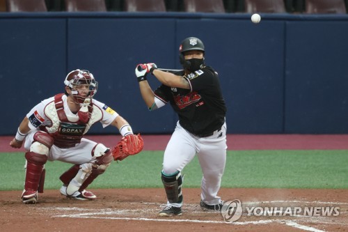 (LEAD) KBO players moving in different directions in return from disappointing Olympics