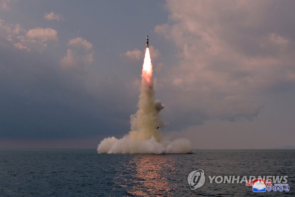 北朝鮮の朝鮮中央通信は２０日、国防科学院が１９日に新型ＳＬＢＭの発射実験を実施したと伝えた＝（朝鮮中央通信＝聯合ニュース）≪転載・転用禁止≫