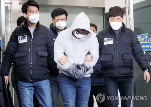 '신변보호 여성 가족 살해' 이석준 1심서 무기징역