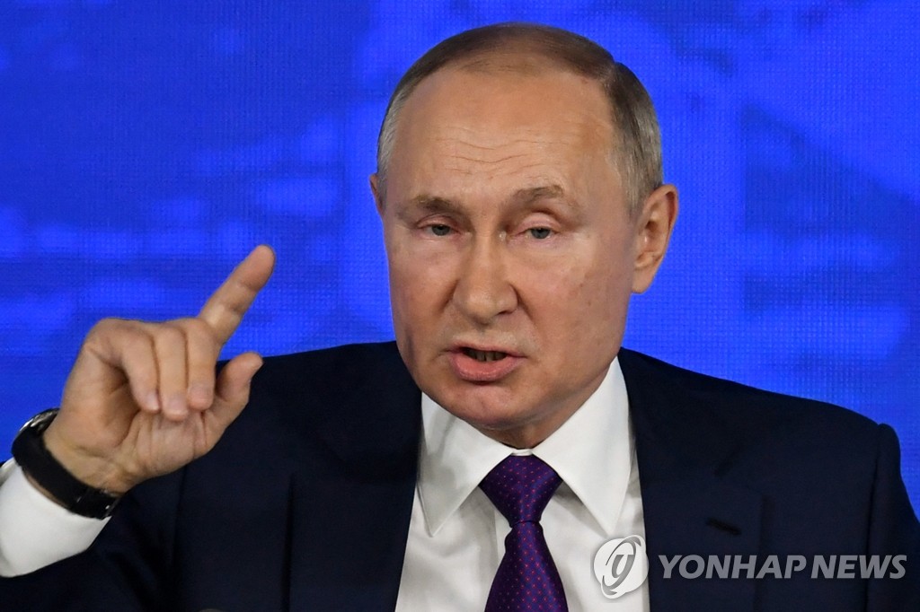 서방에 점점 강경해지는 블라디미르 푸틴 러시아 대통령
