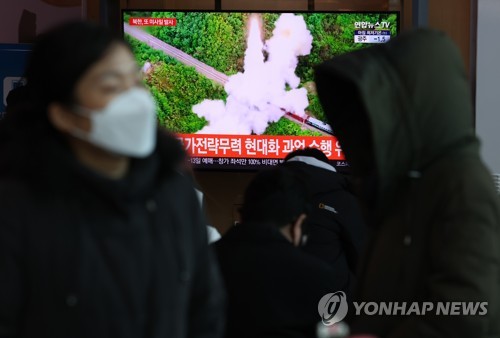 미 국무부 "북 탄도미사일 발사 규탄…대북 외교접근 전념"(종합)