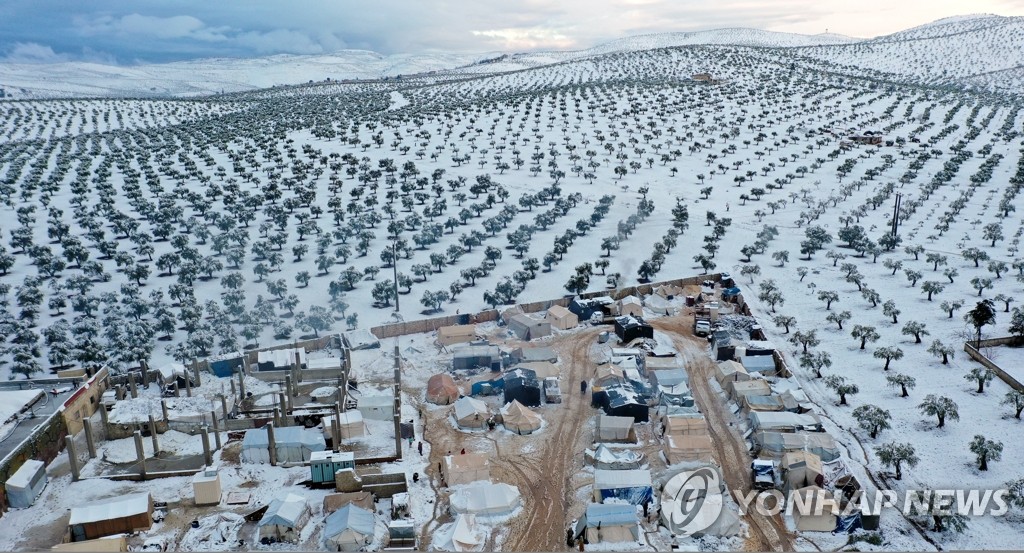 혹독한 겨울 맞는 시리아 피란민들