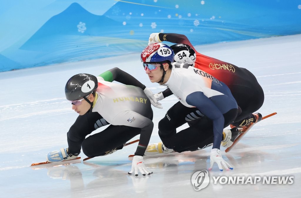 لاعب التزلج السريع على المضمار القصير "بارك جانغ-هيوك"