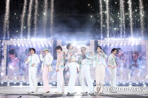 La transmisión en vivo del concierto en Seúl de BTS recauda 32,6 millones de dólares en entradas