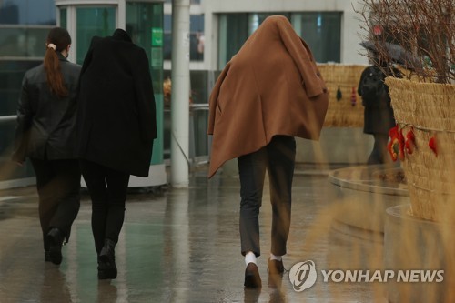 부산·울산·경남 오후부터 흐림…늦은 밤부터 가끔 비