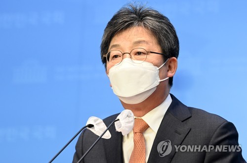 "경기지사 가상 양자대결, 유승민 37.6% 김동연 36%"