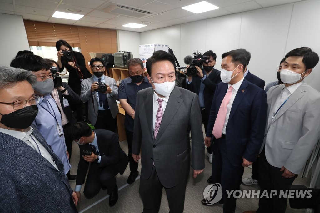 韓国　コロナ防疫支援「南北実務接触」を公式提案へ