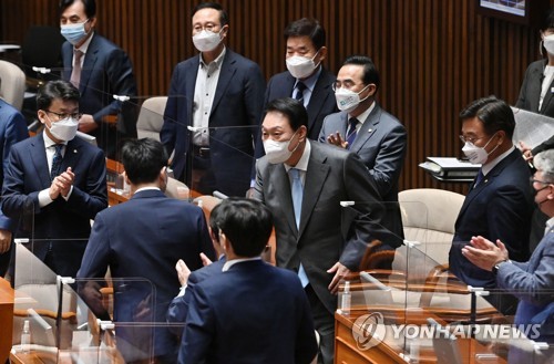 الرئيس «يون» يطلب من الحزبين الحاكم والمعارض الموافقة على مرشحه لمنصب رئيس الوزراء