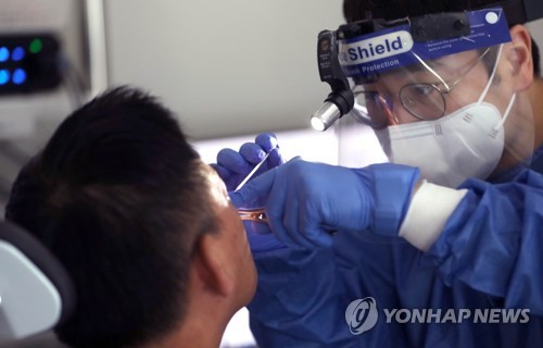 경남 387명 신규 확진…고령환자 2명 사망
