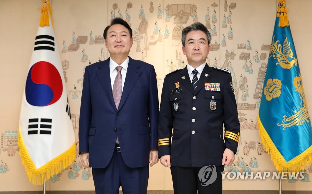 Yoon nombra al nuevo jefe de policía sin la aprobación parlamentaria