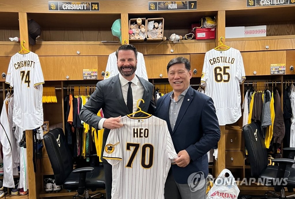 ML 3개팀 CEO 만나 KBO 허구연 총재