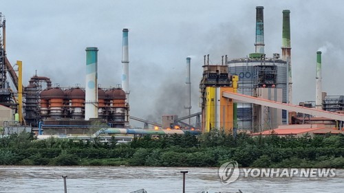 포스코 포항제철소 공장 2곳서 화재…"태풍 연관성 조사"(종합2보)