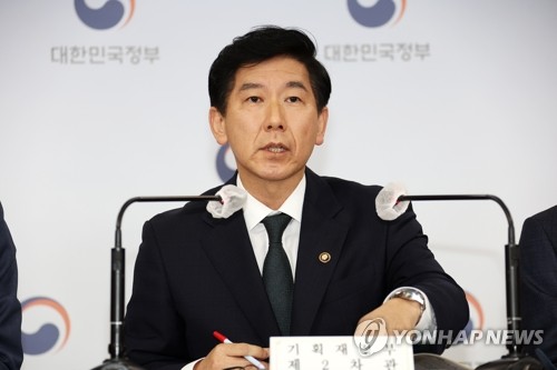 정부 "YTN 지분매각 공공기관운영위서 논의된 바 없어"