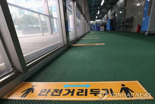 충북 어제 1155명 확진…1주 전보다 256명↓
