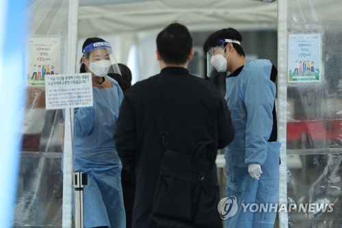 ［速報］韓国の新規コロナ感染者３万５９２４人　前週比１．１万人増