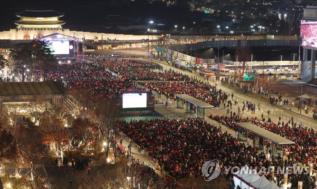 تشجيع جماعي للمنتخب الكوري لكأس العالم لكرة القدم بقطر