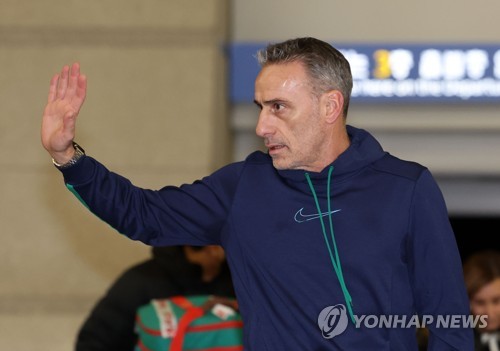 News: Paulo Bento to depart as manager of South Korean national team - K  League United