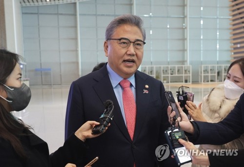 (LEAD) S. Korea's top diplomat heads to U.S. for talks on alliance, N.K. provocations