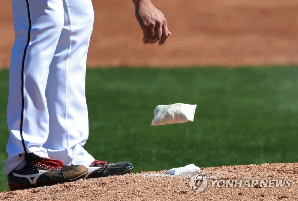 WBC 대표팀 투수, MLB 로진백 사용