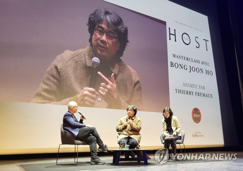 A Paris, Bong Joon-ho appelle Netflix à «plus de souplesse» concernant la projection sur grand écran