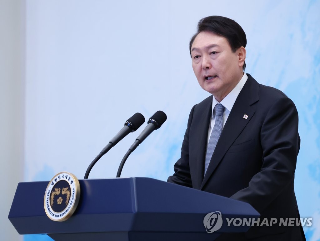 Le président Yoon s'envole vers Tokyo pour un séjour de 2 jours