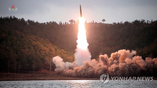 합참 "북한, 동해상으로 탄도미사일 발사"