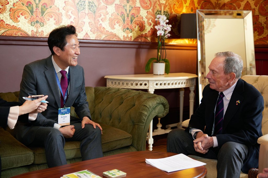 Seoul Mayor Meets Mike Bloomberg Yonhap News Agency