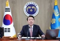 '최장 23분' 국무회의 발언…尹, 한일·근로시간 직접 여론설득